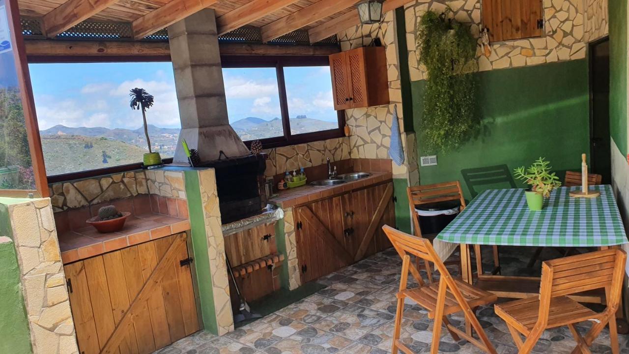 ベガ・デ・サン・マテオ Casa Cueva Paquitoヴィラ エクステリア 写真
